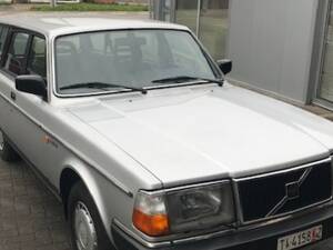 Afbeelding 2/34 van Volvo 245 GL D (1986)