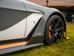 Bild 9/30 von Aston Martin Vantage GT12 (2015)