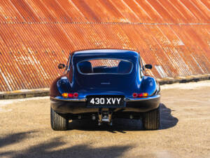 Afbeelding 5/42 van Jaguar E-Type &quot;Lightweight&quot; (1962)