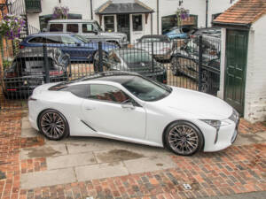 Image 8/22 de Lexus LC 500 (2023)