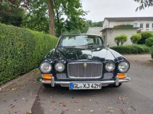 Imagen 2/22 de Jaguar XJ 6 4.2 (1971)