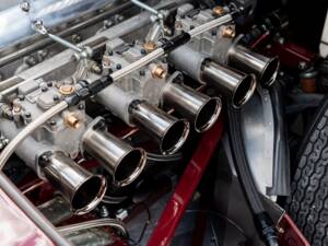 Image 10/12 of Jaguar E-Type 3.8 (1961)