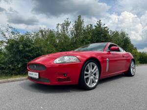 Image 16/49 of Jaguar XKR (2007)