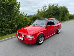 Image 49/49 of Ford Escort XR3i (1990)