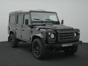 Image 8/35 de Land Rover Defender 110 (2007)