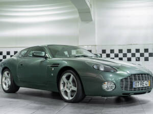 Image 2/30 de Aston Martin DB 7 Zagato (2004)