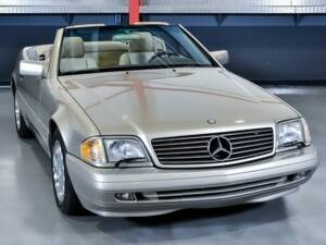 Immagine 4/7 di Mercedes-Benz SL 320 (1996)