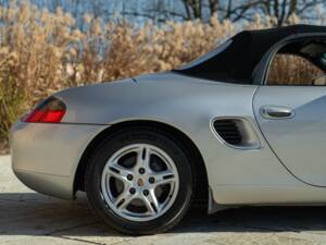 Image 13/49 of Porsche Boxster (1997)