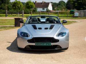 Image 67/78 of Aston Martin V12 Vantage S (2015)