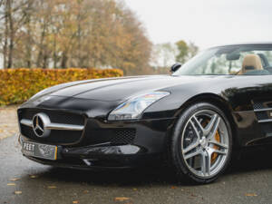 Image 59/100 de Mercedes-Benz SLS AMG Roadster (2011)