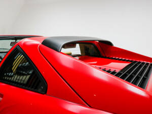 Image 17/20 de Ferrari 328 GTS (1987)