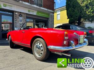 Image 4/10 of Alfa Romeo Giulietta Spider Veloce (1959)