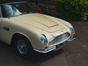 Bild 9/62 von Aston Martin DB 6 Mk II Volante (1970)
