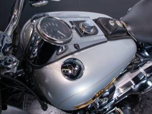 Image 30/50 de Harley-Davidson DUMMY (2005)