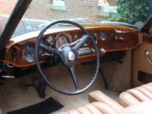 Imagen 25/47 de Bentley S1 DHC Park Ward (1956)