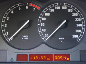 Image 38/50 of BMW 850Ci (1994)