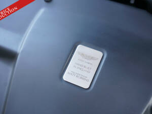 Image 23/50 of Aston Martin Vanquish (2013)