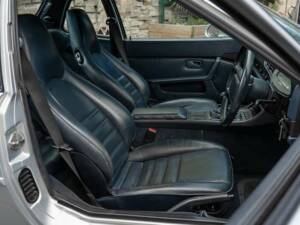 Immagine 43/50 di Porsche 944 Turbo (1990)