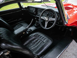 Imagen 2/36 de Jaguar E-Type V12 (1974)
