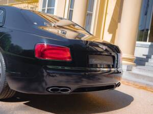 Imagen 8/68 de Bentley Flying Spur V8 S (2017)