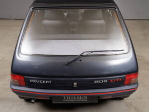 Imagen 25/28 de Peugeot 205 GTi 1.9 (1991)