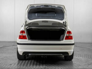 Image 45/50 de BMW 330xi (2002)