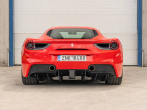 Bild 3/93 von Ferrari 488 GTB (2015)
