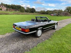 Imagen 6/45 de Mercedes-Benz 300 SL (1988)