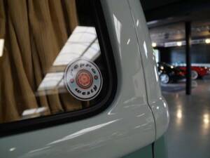 Imagen 38/50 de Volkswagen T1 panel van (1964)
