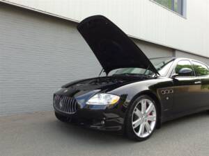 Bild 83/98 von Maserati Quattroporte S 4.7 (2010)