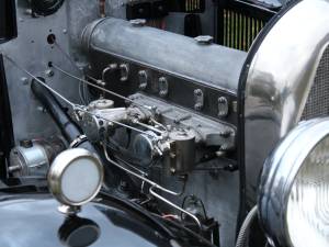 Image 23/25 of Austro-Daimler ADR (12&#x2F;70 HP) (1928)