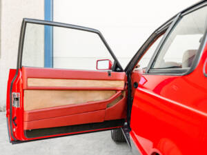 Bild 34/71 von Maserati Biturbo Si (1987)