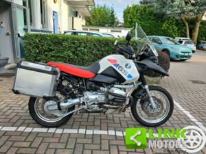Bild 1/10 von BMW DUMMY (2000)