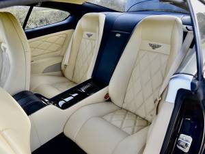 Image 13/44 of Bentley Continental GT (2010)