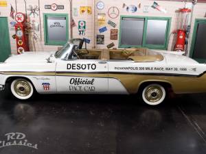 Image 2/50 of DeSoto Fireflite Indy 500 Pace Car (1956)