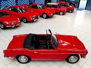 Image 18/47 of Innocenti 950 Spider (1962)