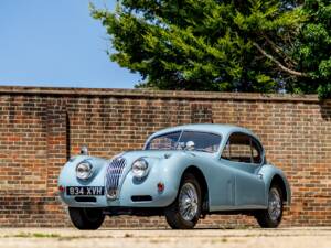 Image 28/50 of Jaguar XK 140 FHC (1955)