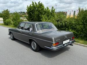 Image 44/47 of Mercedes-Benz 280 SE (1969)