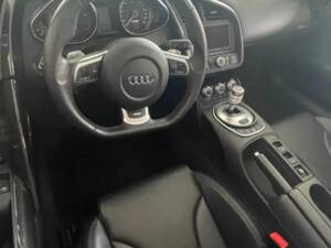 Bild 3/6 von Audi R8 V10 Spyder (2011)