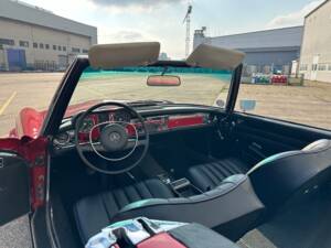 Immagine 44/54 di Mercedes-Benz 280 SL (1968)