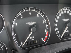 Image 29/40 of Aston Martin DB 7 Vantage (2000)