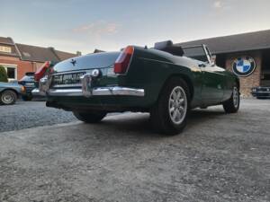 Image 12/58 of MG MGB (1971)