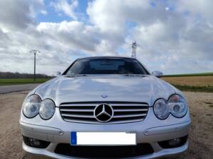 Image 2/15 of Mercedes-Benz SL 55 AMG (2002)