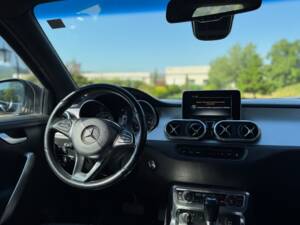 Immagine 7/24 di Mercedes-Benz X 250 d 4MATIC (2020)