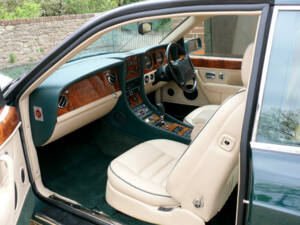 Image 13/18 de Bentley Continental R (1996)