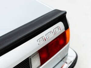 Image 23/48 de BMW 320&#x2F;6 (1982)