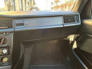 Image 6/10 of Mercedes-Benz 190 E 2.3-16 (1986)