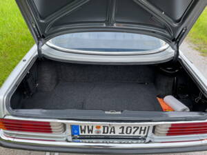 Bild 16/16 von Mercedes-Benz 350 SLC (1975)