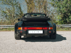 Image 14/83 de Porsche 911 Turbo 3.3 (1988)