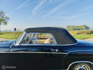 Immagine 4/49 di Mercedes-Benz 220 S Cabriolet (1958)